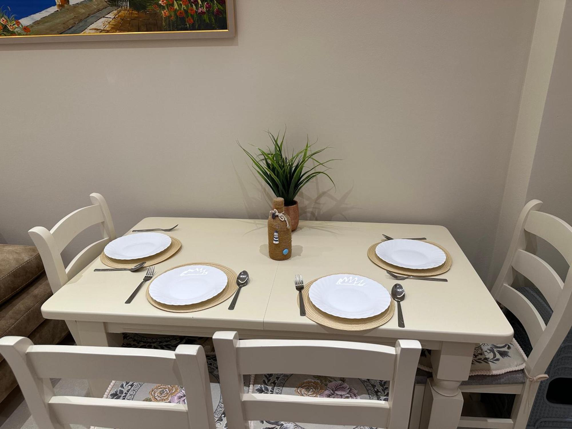 Apartament Beachfront With Balcony Wlora